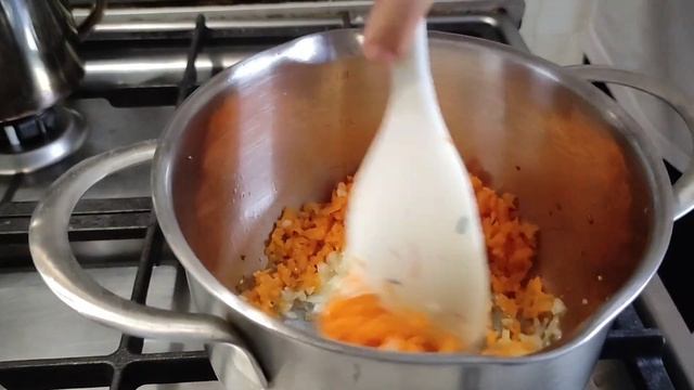 Вегетарианский соевый гуляш смотреть онлайн