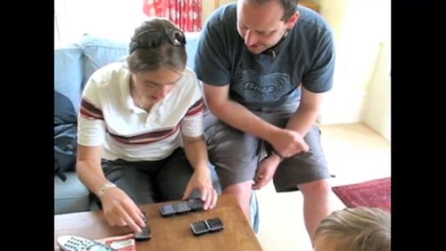 David Merrill: Toy tiles that talk to each other смотреть онлайн