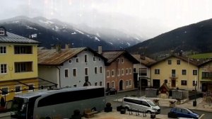 С какой стороны от мужчины должна спать женщина
