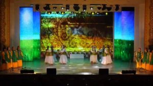 Якутский танец с чоронами