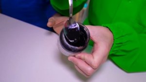 ЕДИМ ЕДУ ОДНОГО ЦВЕТА ЧЕЛЛЕНДЖ !