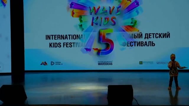 пипко лев я летаю во сне смотреть онлайн