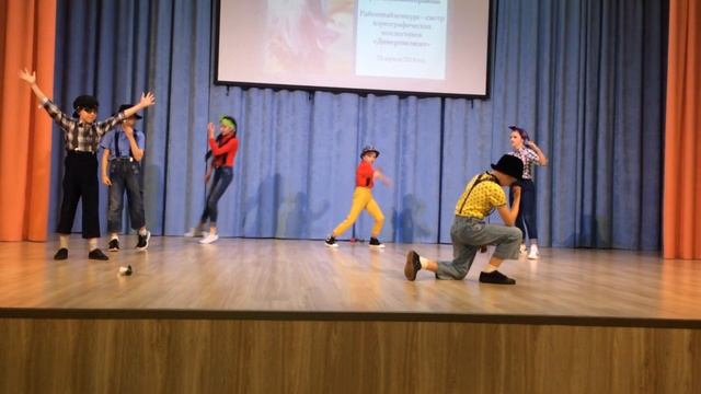 ""Большой дивертисмент" смотреть онлайн