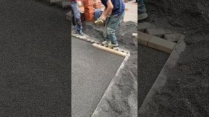 Стоянка из клинкерной брусчатки ЛСР
