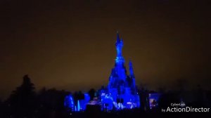 Салют в Диснейленде.