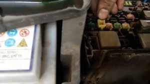 ford ecosport radiator fan fuse replace