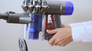 Как очистить контейнер пылесоса Dyson V6