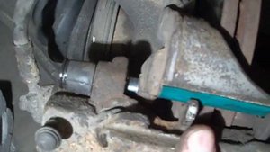 Дребезг суппорта Skoda Fabia