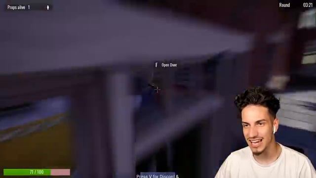 I Survived 100 Days in FUTURE ROBLOX… смотреть онлайн