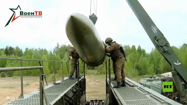 عملية تفقدية مفاجئة.. الجيش البيلاروسي يبدأ باختبار حاملات الأسلحة النووية التكتيكية