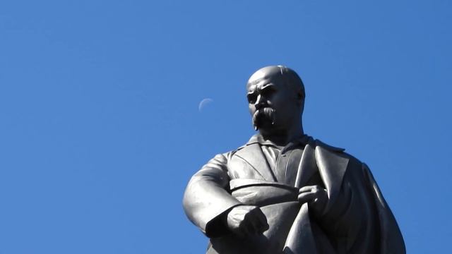 Памятник Шевченко в Харькове 25 августа 2019