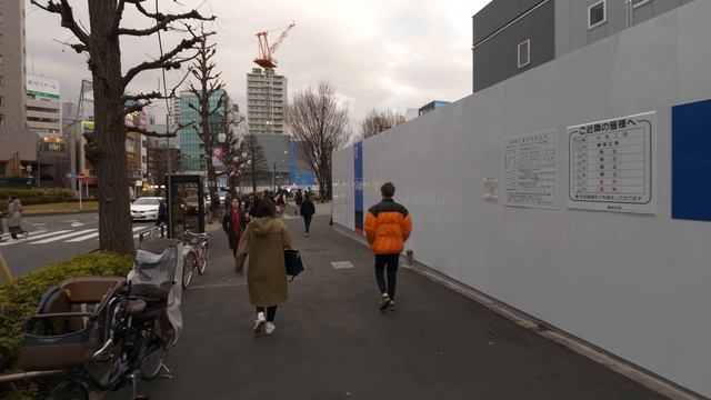 4K・ Прогулка от станции Сугамо до Икебукуро, Токио смотреть онлайн