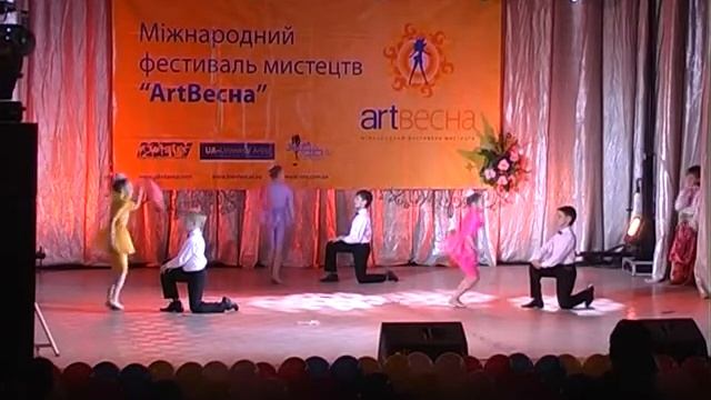 2009. ХК "Вікторія" ПТДЮ Бровари. "Полька" Постанрвник танцю і керівник - Алла Третяк. смотреть онлайн