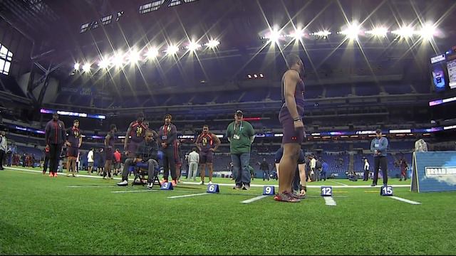 A.J. Brown, Greedy Williams, & Rashan Gary Learn from Legends at the 2019 Scouting Combine смотреть онлайн