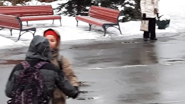 А ДНИ ЛЕТЯТ смотреть онлайн