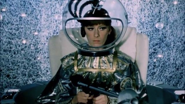 Зет всегда ко всему готова | Эта веселая планета