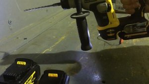 Аккумуляторы с али для dewalt