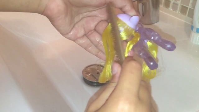 Как сделать гриву пони блестящей и гладкой смотреть онлайн