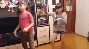 Наши бешеные танцы)) Just Dance. Джаст денс. Мы ужасные танцоры!