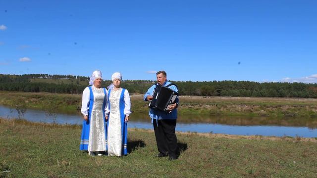 Трио "Душевный разговор" Песня:Село Российское