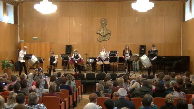 Из репертуара ансамбля японских барабанщиков Ямато Небо