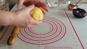 Домашние РОГАЛИКИ из Песочно-Дрожжевого теста!!! Просто и очень Вкусно!!!