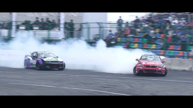 Эпичный дрифт команды Zero Mileage на D1 Grand Prix, series in China.