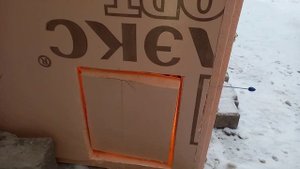 Очень простой и тёплый дом, будка для собаки за 30 минут своими руками.