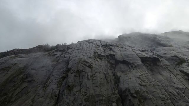 Норвегия. На морских каяках по Лафотенам. Август 2018