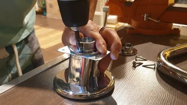 Держатель для мотошлема своими руками