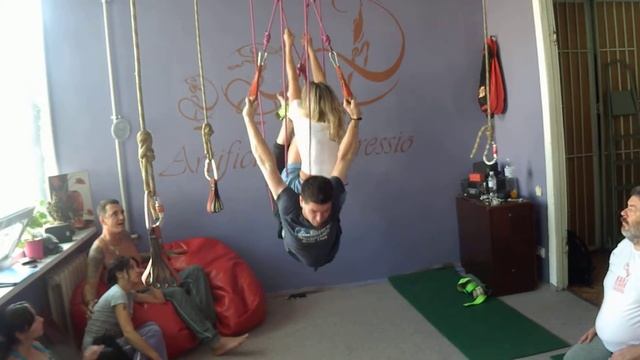 Кому мало впечатлений. ВерЁвочки в двоём смотреть онлайн