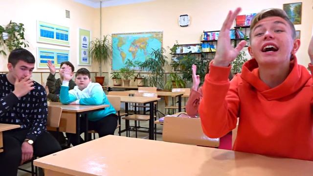 НОВЫЙ СИМВОЛ КЛАССА! КТО БУДЕТ НОВЫМ СТАРОСТОЙ?! смотреть онлайн