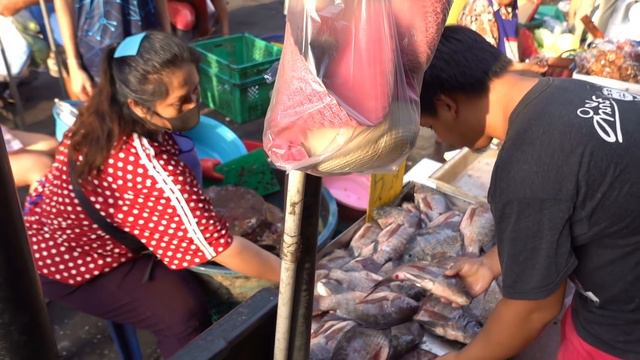 Bang Kapi Street Market BANGKOK | Saturday Morning 7 AM смотреть онлайн