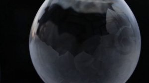 Мыльные пузыри на морозе