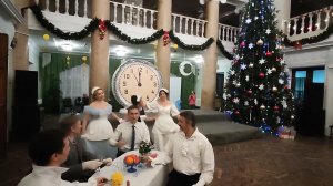 Ах Таня, Танечка, с ней случай был такой. Танец буфетчиц, Карнавальная ночь. Сообщество Assemblés