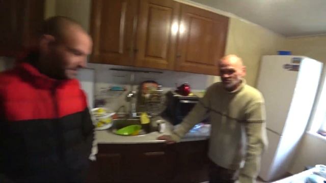 Хочу пожрать - У дяди Юры поехала крыша Что он сделал с котёнком Жесть смотреть онлайн