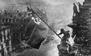 Ах, этот май / Песни о войне