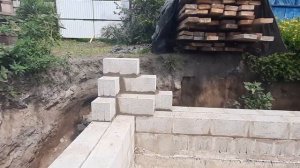 Кладка углов из блоков. Перевязка углов. Строительство дома своими руками.