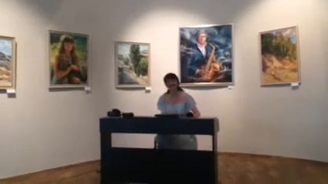 Инна Силенок "Город спит" под фортепиано смотреть онлайн