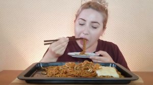 МУКБАНГ ЛАПША  ЧЕРНАЯ БОБОВАЯ ЧАЧЖАНМЁН АСМР | 짜장면 MUKANG BEAN NOODLES Jajangmyeon ASMR