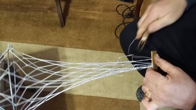 Один из способ заделки колец для мереж/ятерей и т.д. смотреть онлайн