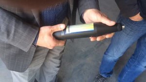 Проверка бетонных полов с топингом на прочность и влажность