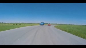 ЗИЛ 600СИЛ  Самосвал против Мустанга