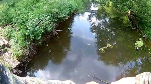 Рыбалка в жару на микроречке
