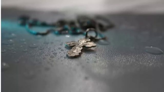 Почему Нельзя Поднимать Чужой Крестик? смотреть онлайн