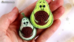 Амигуруми: схема Брошь Авокадо. Игрушки вязаные крючком.