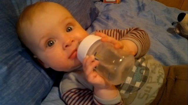 дали бутылку :