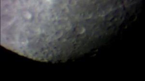 Mond - erster Blick mit Teleskop 90/900 und CCD Webcam