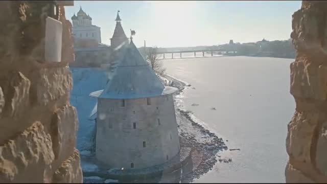 ПСКОВ. ДЕНЬ ЧЕТВЁРТЫЙ. ПОГАНКИНЫ ПАЛАТЫ. СНЕТОГОРСКИЙ МОНАСТЫРЬ. НЕМЕЦКОЕ КЛАДБИЩЕ