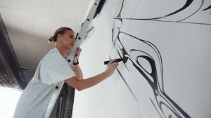 Hanna Schönwald: combining art and classic Porsche